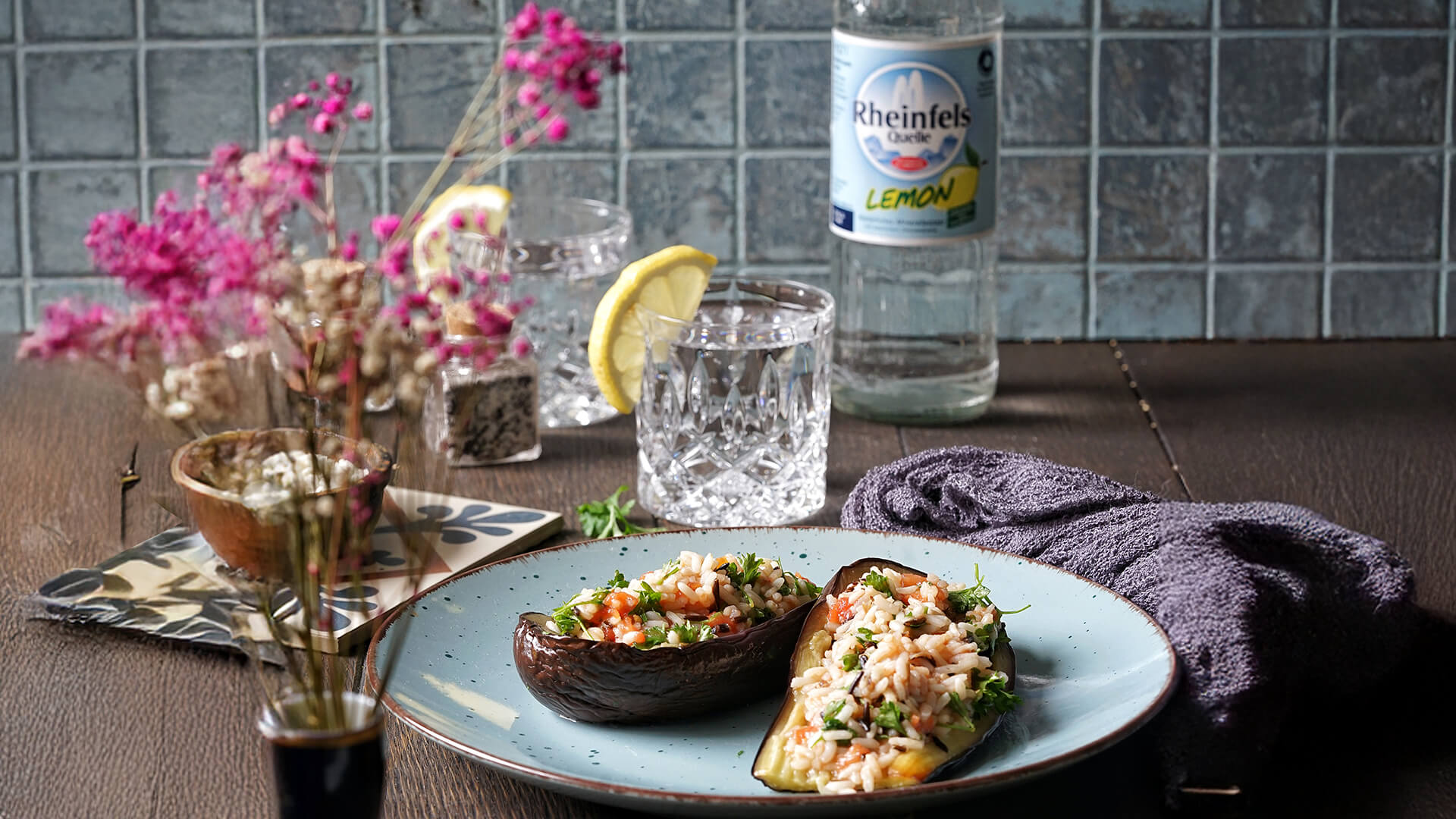 Hokkaidokürbis-Mocktail mit Rheinfels Quelle Apfelschorle Flasche